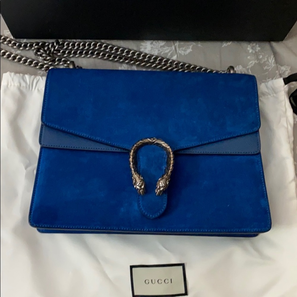 💯 SOLD Medium Suede Gucci Dionysus